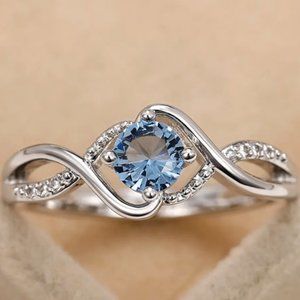 Modern Design Women's Wedding Ring - Charming Blue Cubic Zirconia High-Quality